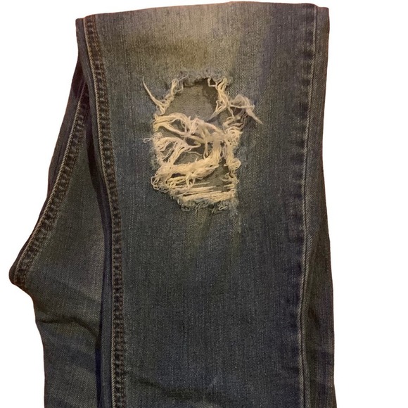 Altar’d State Straight leg Stretch Distressed Jeans (Women's 25) - Picture 6 of 6